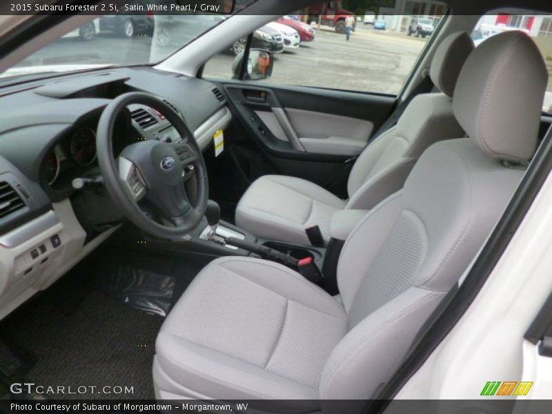 Satin White Pearl / Gray 2015 Subaru Forester 2.5i
