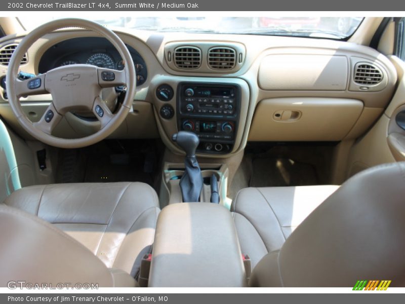 Summit White / Medium Oak 2002 Chevrolet TrailBlazer LT 4x4