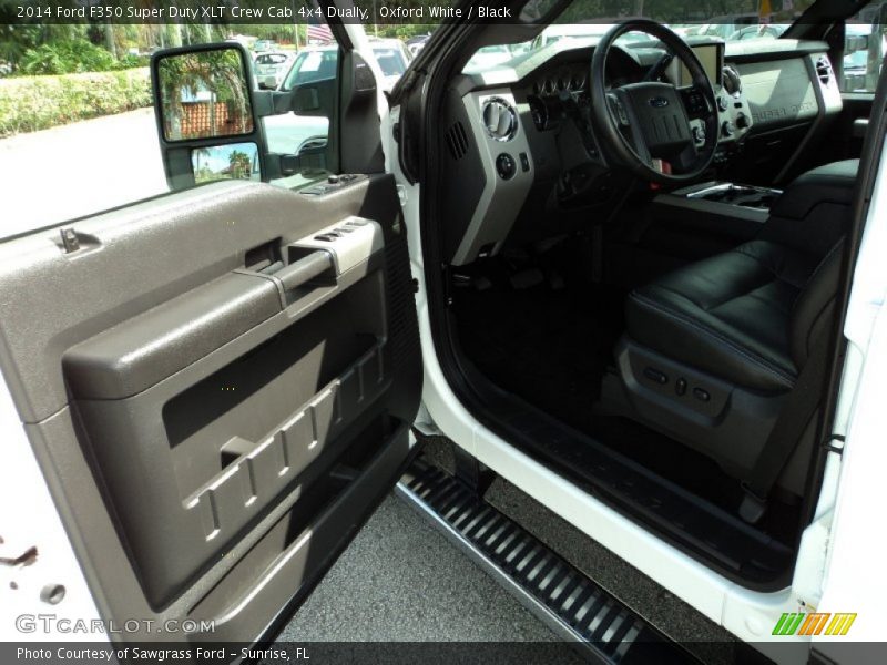 Oxford White / Black 2014 Ford F350 Super Duty XLT Crew Cab 4x4 Dually