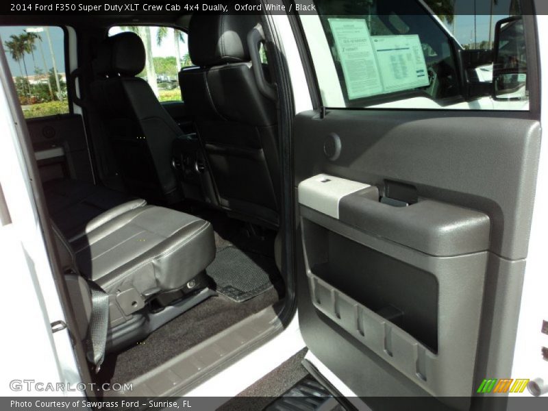 Oxford White / Black 2014 Ford F350 Super Duty XLT Crew Cab 4x4 Dually
