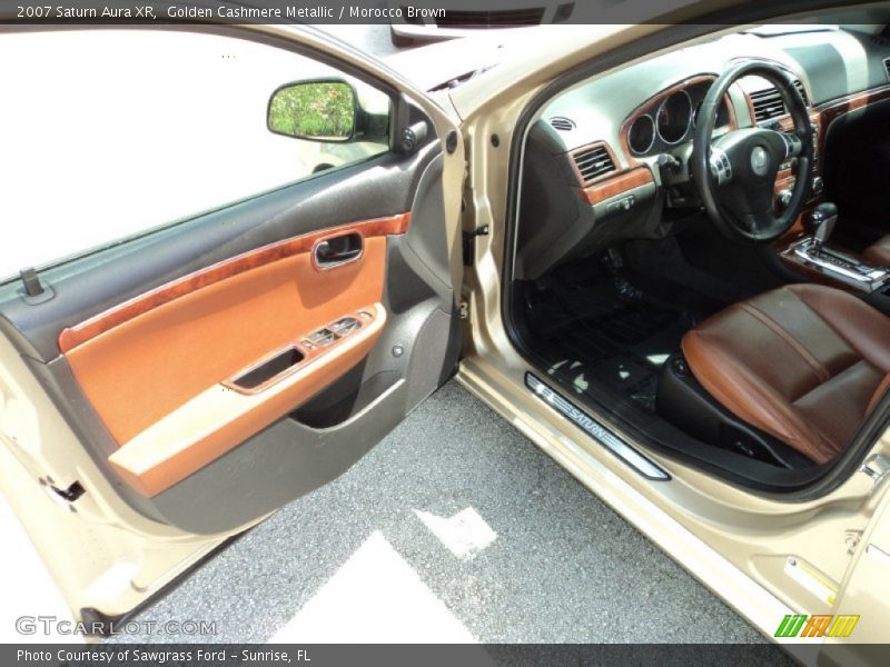 Golden Cashmere Metallic / Morocco Brown 2007 Saturn Aura XR