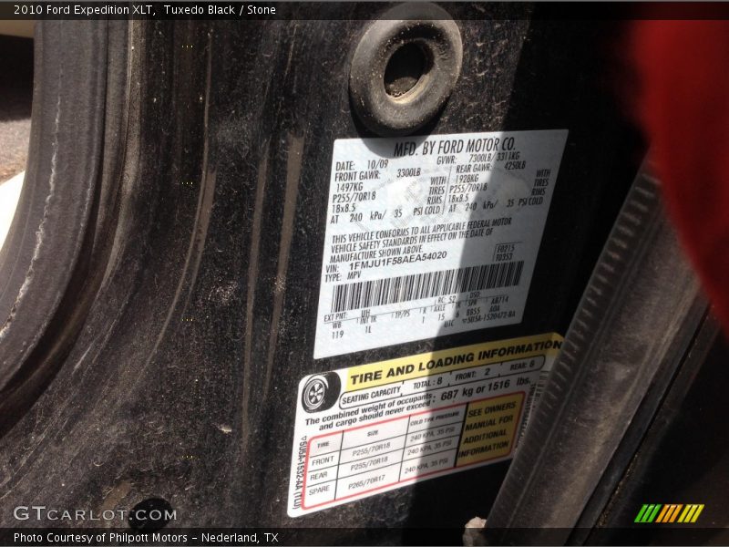 Tuxedo Black / Stone 2010 Ford Expedition XLT