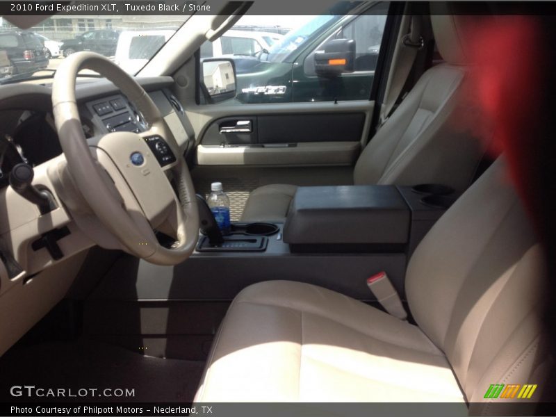 Tuxedo Black / Stone 2010 Ford Expedition XLT