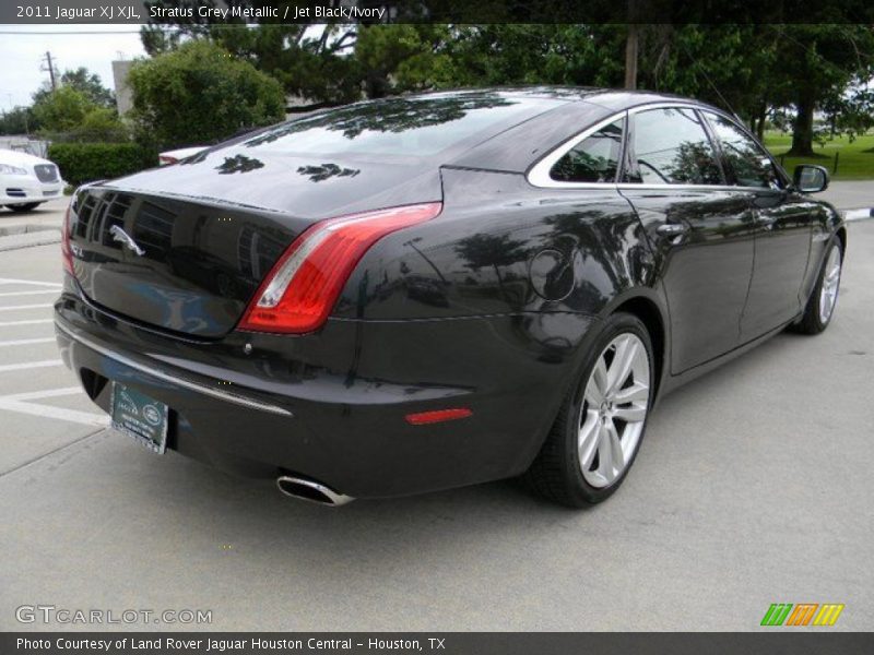 Stratus Grey Metallic / Jet Black/Ivory 2011 Jaguar XJ XJL