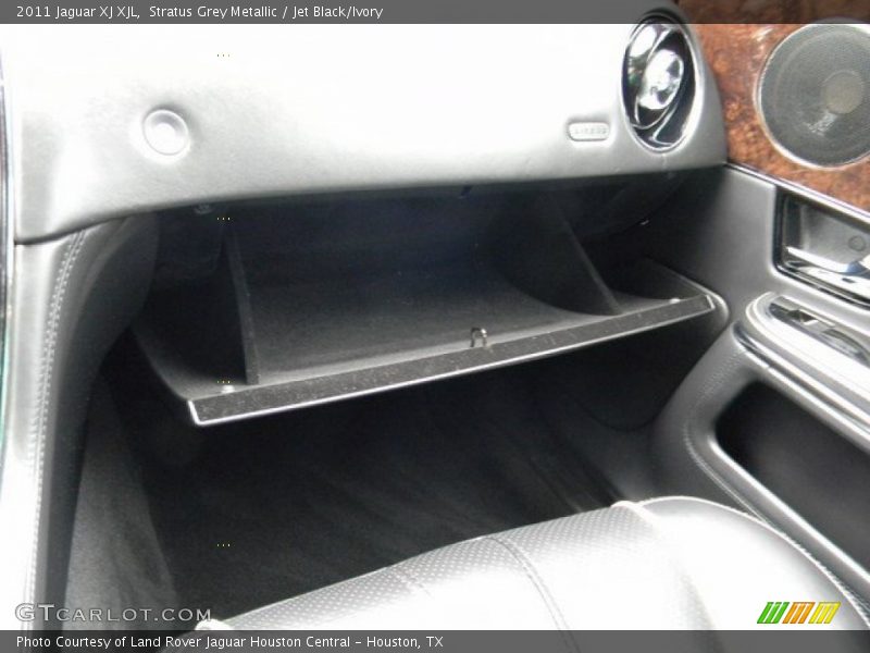 Stratus Grey Metallic / Jet Black/Ivory 2011 Jaguar XJ XJL