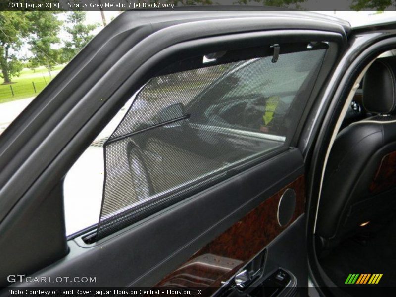 Stratus Grey Metallic / Jet Black/Ivory 2011 Jaguar XJ XJL