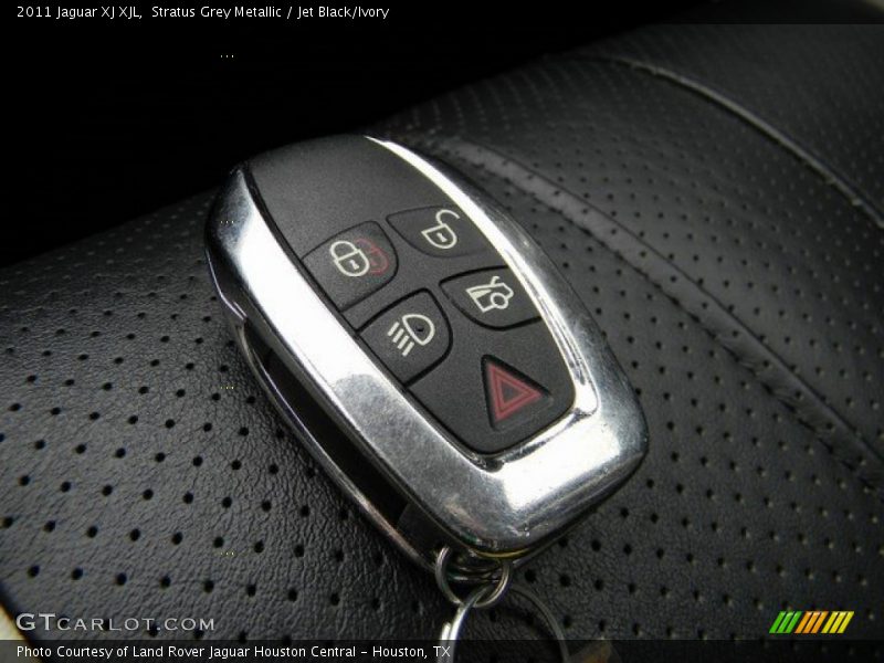 Stratus Grey Metallic / Jet Black/Ivory 2011 Jaguar XJ XJL