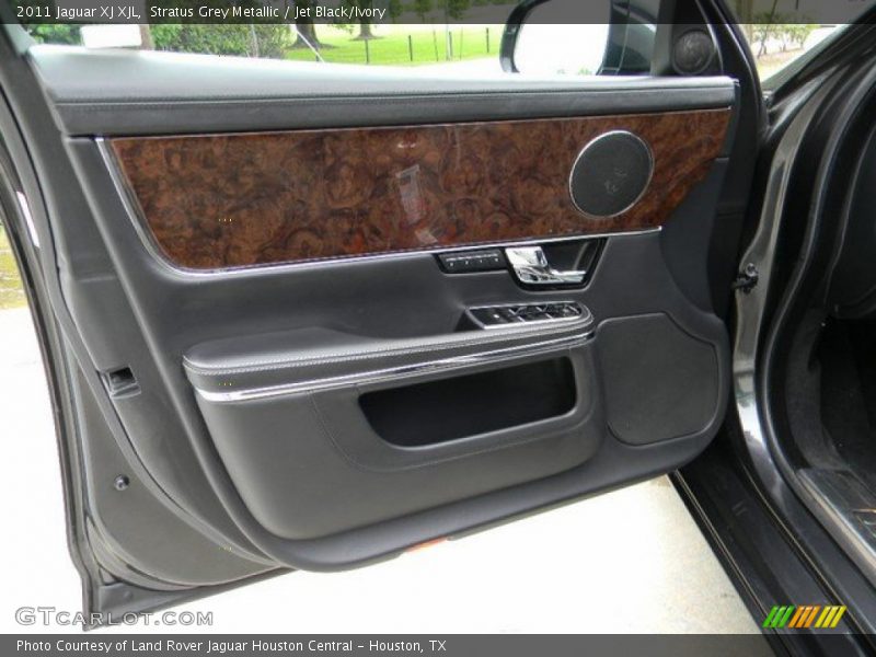 Stratus Grey Metallic / Jet Black/Ivory 2011 Jaguar XJ XJL