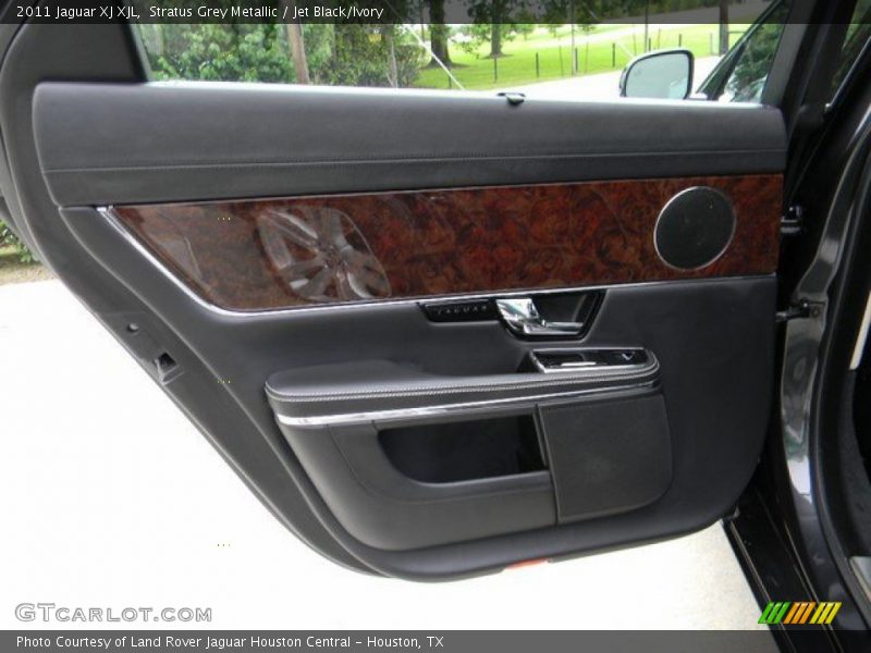 Stratus Grey Metallic / Jet Black/Ivory 2011 Jaguar XJ XJL