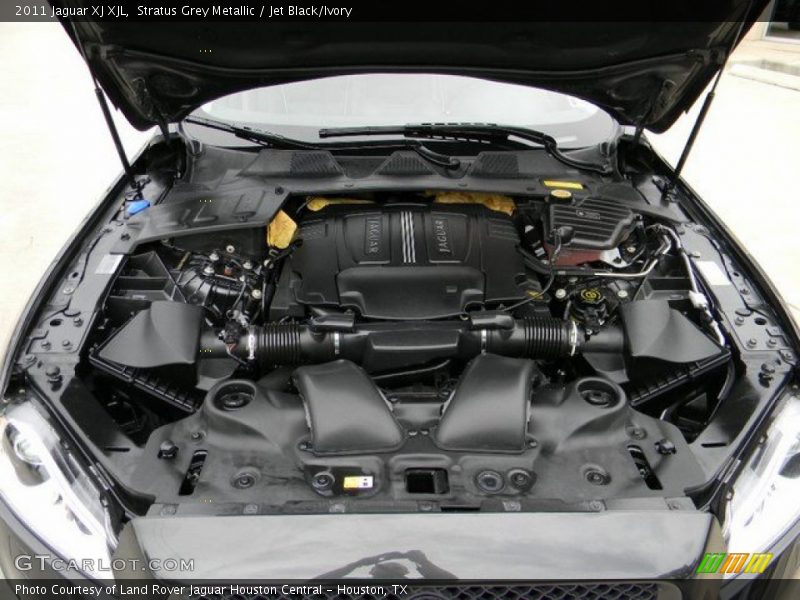 Stratus Grey Metallic / Jet Black/Ivory 2011 Jaguar XJ XJL