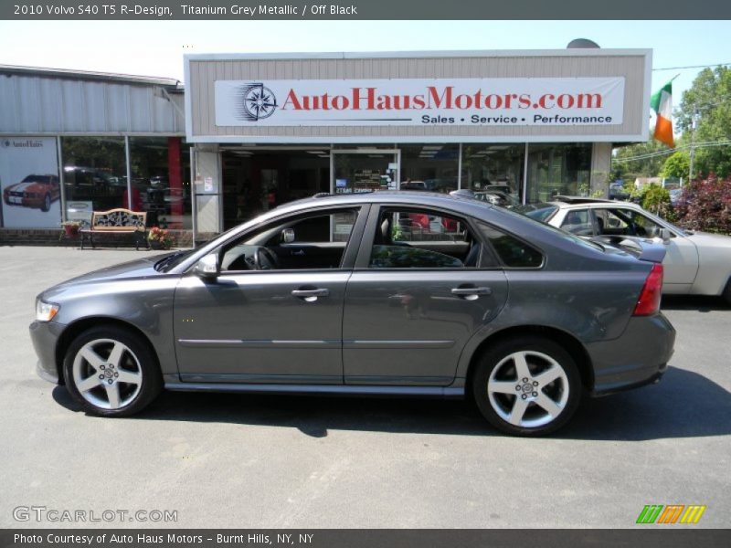 Titanium Grey Metallic / Off Black 2010 Volvo S40 T5 R-Design