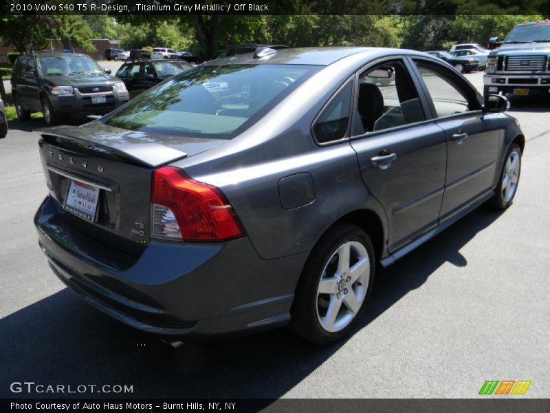 Titanium Grey Metallic / Off Black 2010 Volvo S40 T5 R-Design