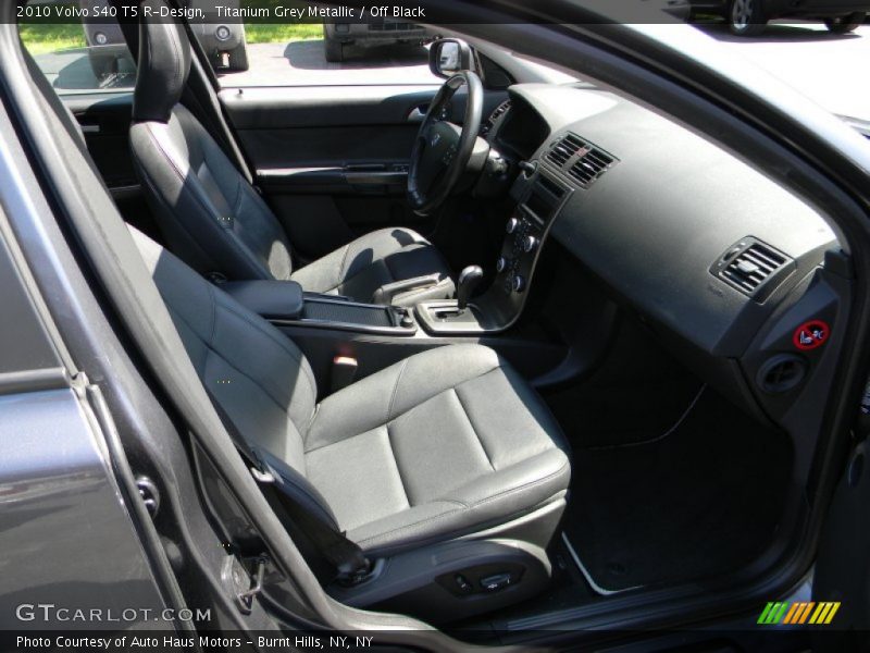 Titanium Grey Metallic / Off Black 2010 Volvo S40 T5 R-Design