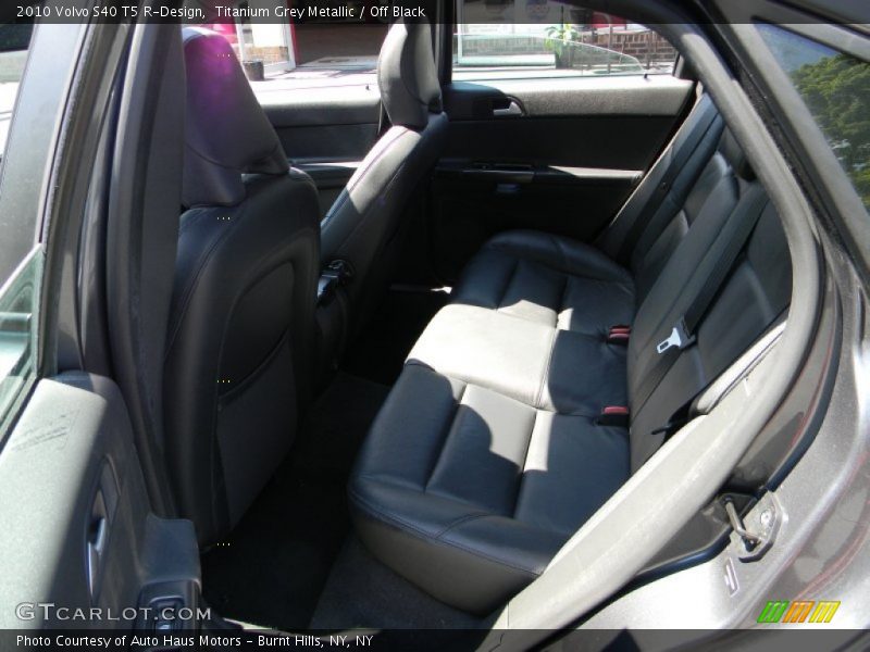 Titanium Grey Metallic / Off Black 2010 Volvo S40 T5 R-Design