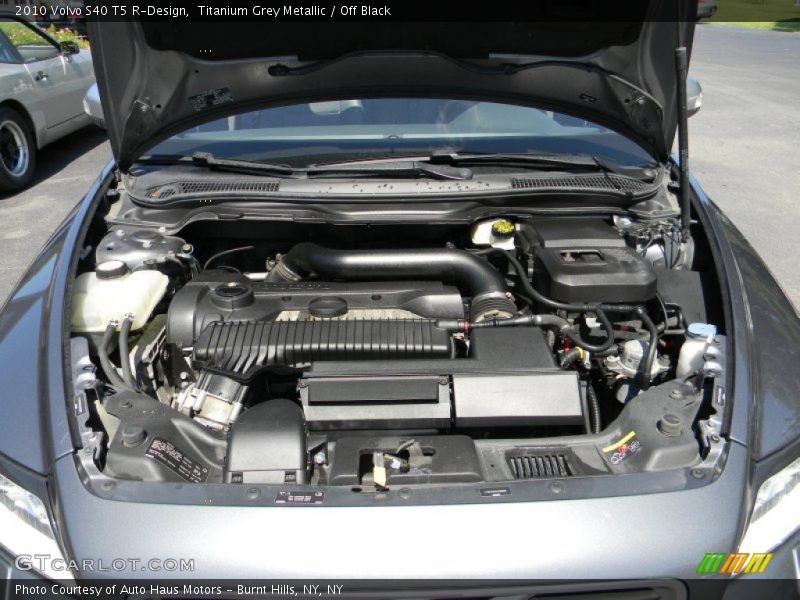 Titanium Grey Metallic / Off Black 2010 Volvo S40 T5 R-Design