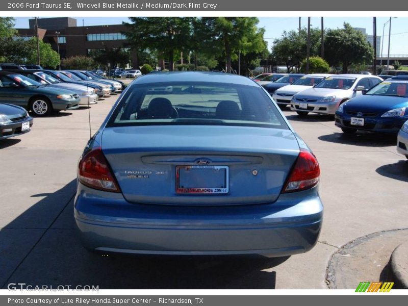 Windveil Blue Metallic / Medium/Dark Flint Grey 2006 Ford Taurus SE