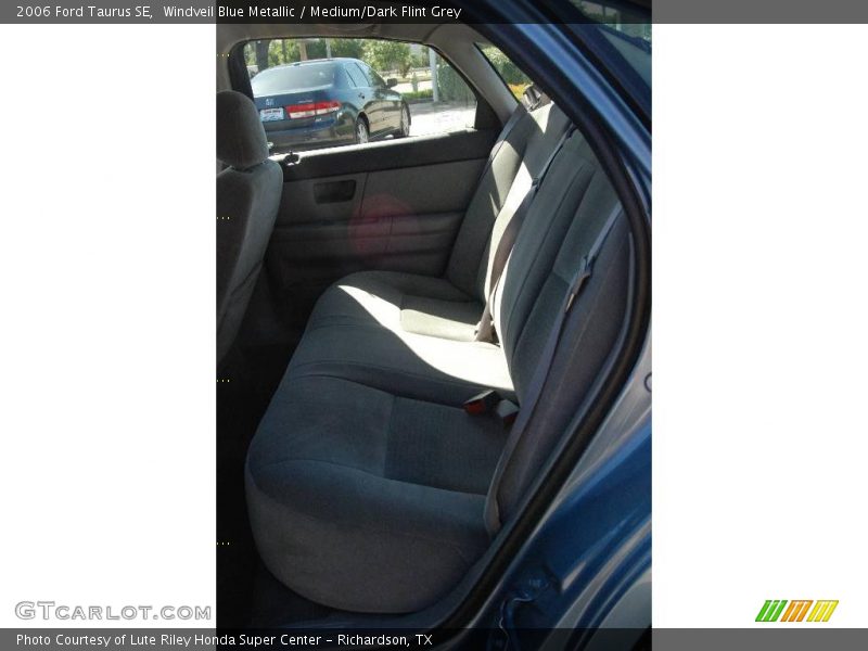 Windveil Blue Metallic / Medium/Dark Flint Grey 2006 Ford Taurus SE