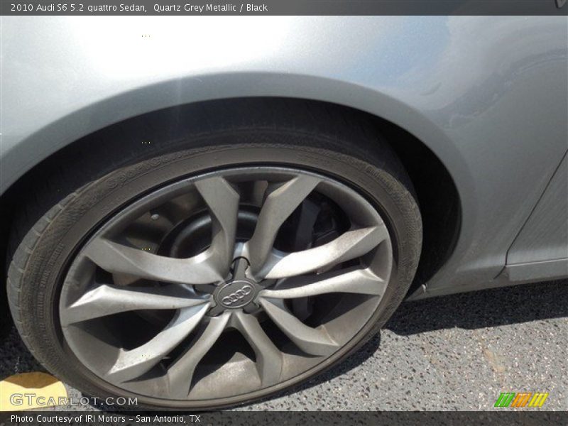 Quartz Grey Metallic / Black 2010 Audi S6 5.2 quattro Sedan