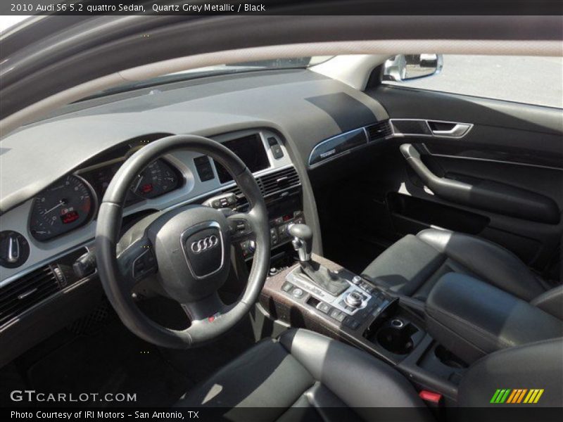 Black Interior - 2010 S6 5.2 quattro Sedan 