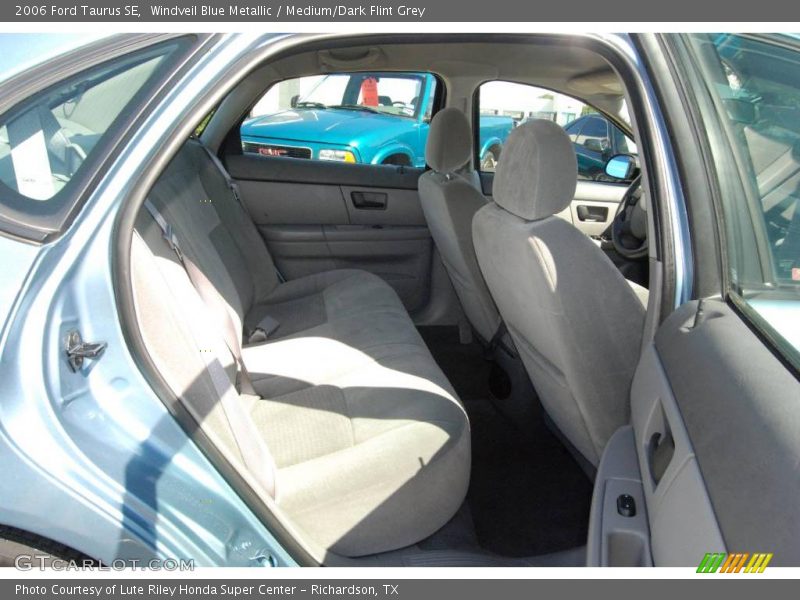 Windveil Blue Metallic / Medium/Dark Flint Grey 2006 Ford Taurus SE