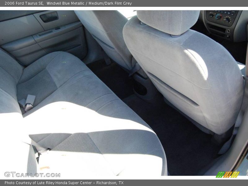 Windveil Blue Metallic / Medium/Dark Flint Grey 2006 Ford Taurus SE