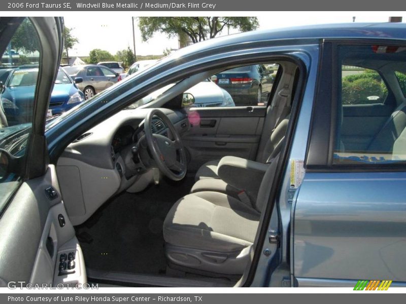Windveil Blue Metallic / Medium/Dark Flint Grey 2006 Ford Taurus SE