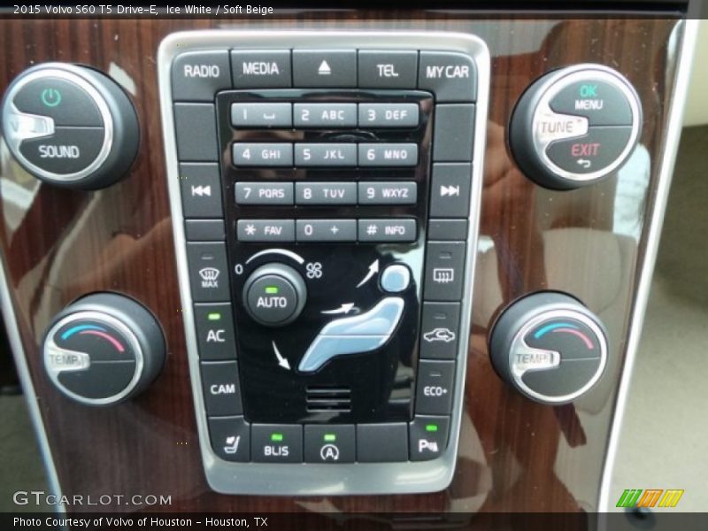 Ice White / Soft Beige 2015 Volvo S60 T5 Drive-E
