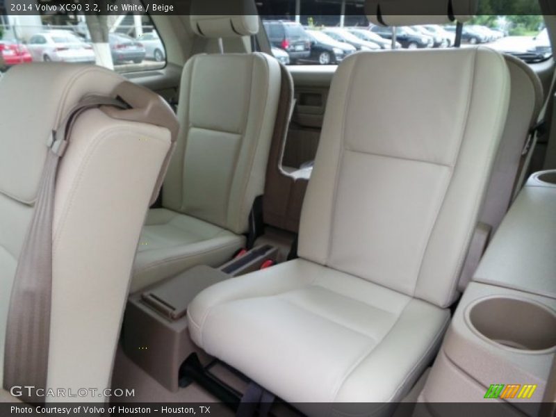 Ice White / Beige 2014 Volvo XC90 3.2