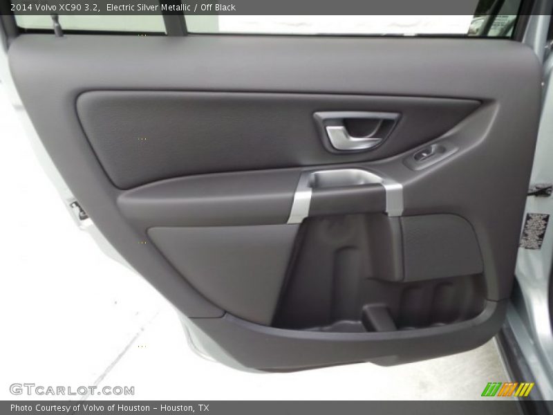Electric Silver Metallic / Off Black 2014 Volvo XC90 3.2