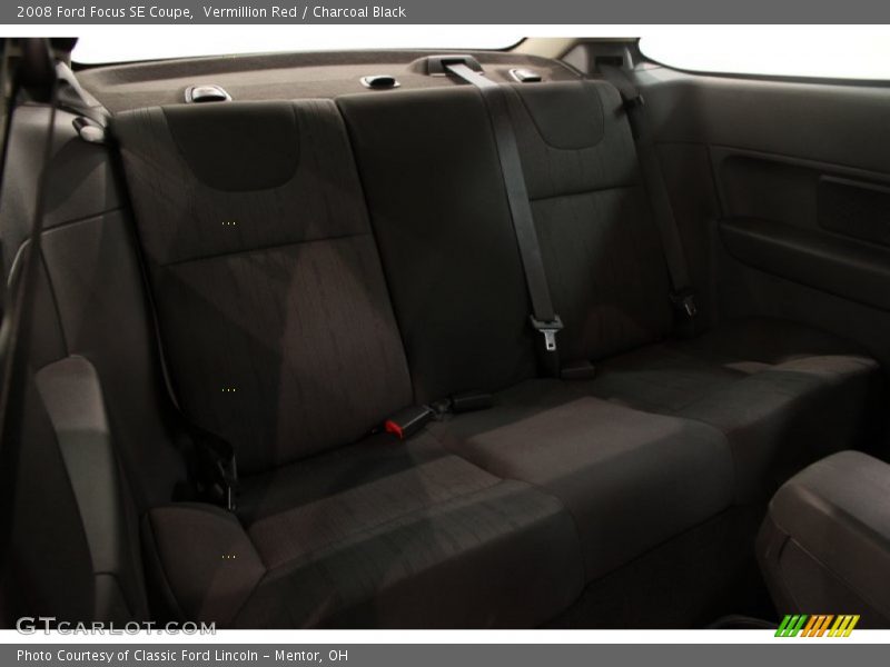 Vermillion Red / Charcoal Black 2008 Ford Focus SE Coupe