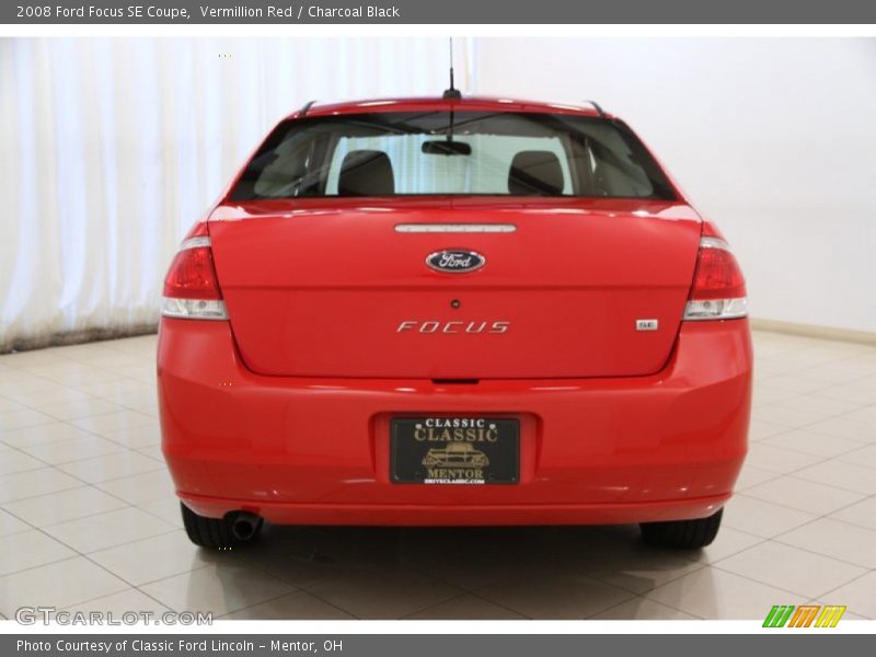 Vermillion Red / Charcoal Black 2008 Ford Focus SE Coupe