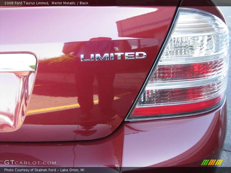 Merlot Metallic / Black 2008 Ford Taurus Limited