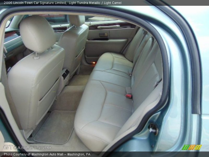 Rear Seat of 2006 Town Car Signature Limited