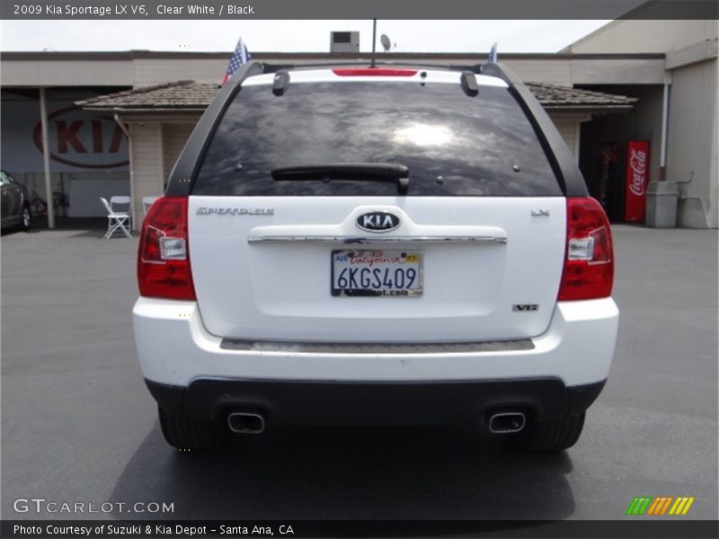 Clear White / Black 2009 Kia Sportage LX V6