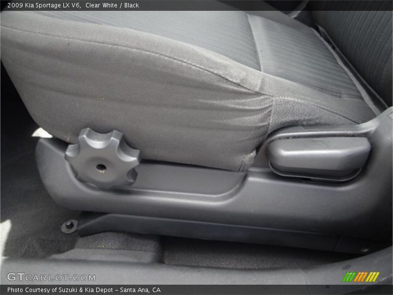 Clear White / Black 2009 Kia Sportage LX V6
