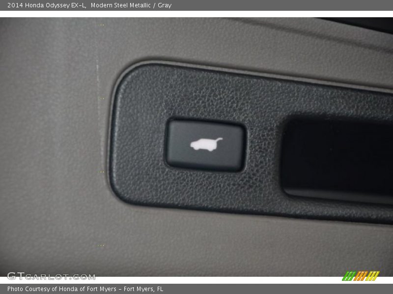 Modern Steel Metallic / Gray 2014 Honda Odyssey EX-L