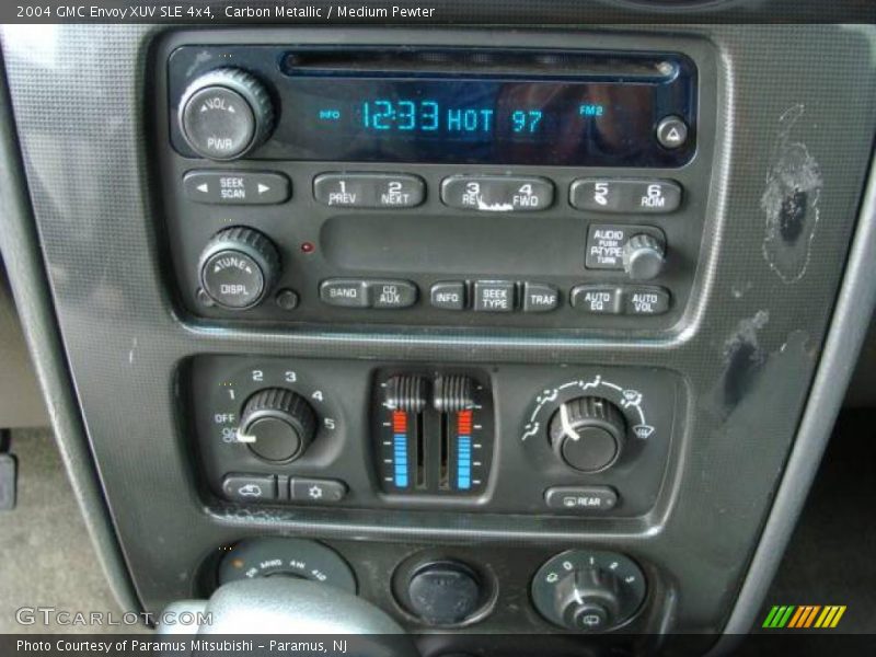 Carbon Metallic / Medium Pewter 2004 GMC Envoy XUV SLE 4x4