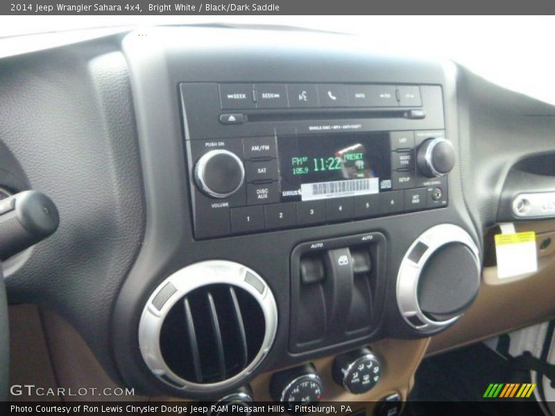 Bright White / Black/Dark Saddle 2014 Jeep Wrangler Sahara 4x4