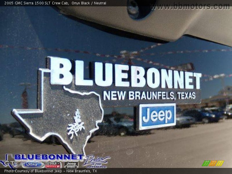 Onyx Black / Neutral 2005 GMC Sierra 1500 SLT Crew Cab