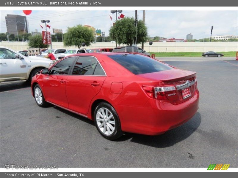 Barcelona Red Metallic / Ivory 2013 Toyota Camry XLE