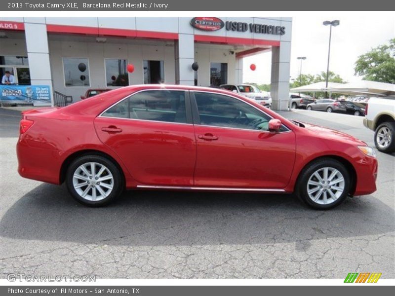 Barcelona Red Metallic / Ivory 2013 Toyota Camry XLE