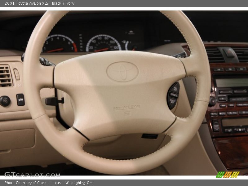 Black / Ivory 2001 Toyota Avalon XLS