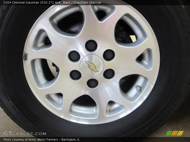 Black / Gray/Dark Charcoal 2004 Chevrolet Suburban 1500 Z71 4x4