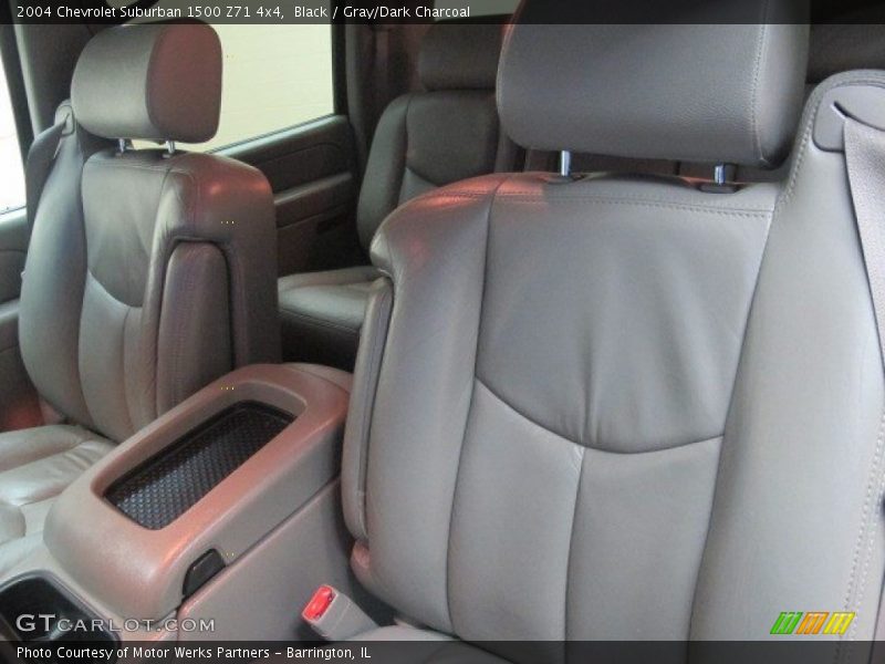 Black / Gray/Dark Charcoal 2004 Chevrolet Suburban 1500 Z71 4x4