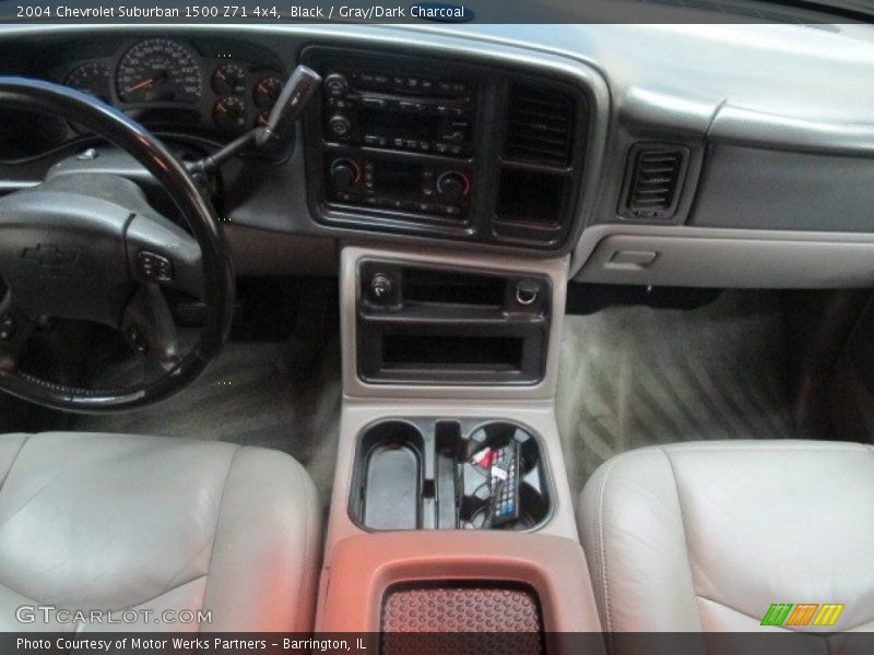 Black / Gray/Dark Charcoal 2004 Chevrolet Suburban 1500 Z71 4x4