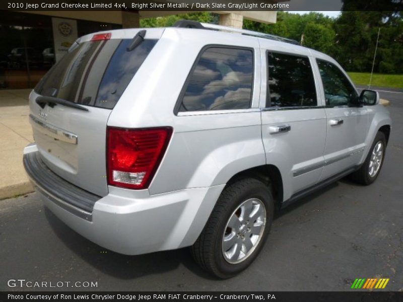 Bright Silver Metallic / Dark Slate Gray/Light Graystone 2010 Jeep Grand Cherokee Limited 4x4