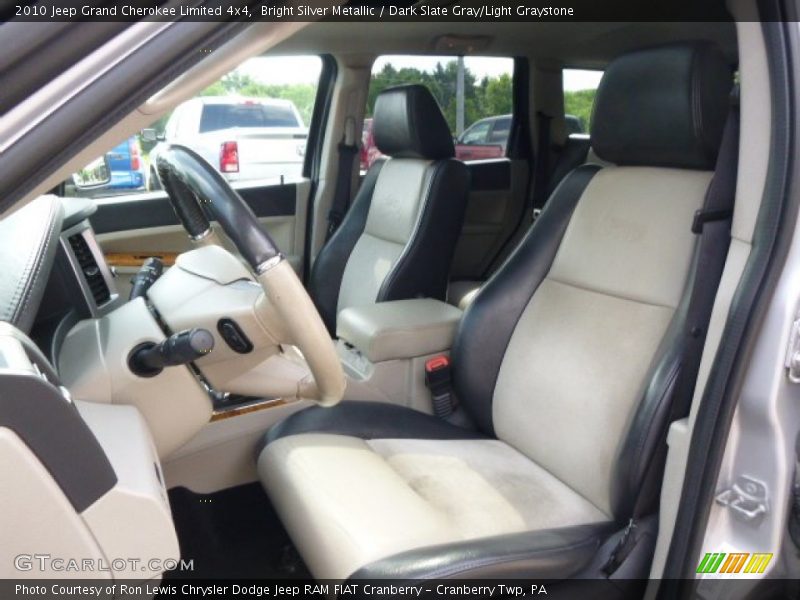 Front Seat of 2010 Grand Cherokee Limited 4x4