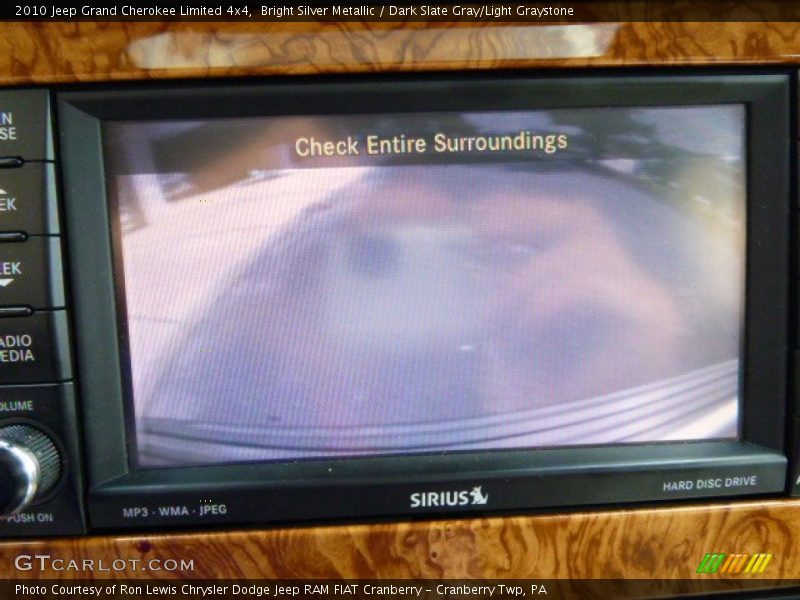 Bright Silver Metallic / Dark Slate Gray/Light Graystone 2010 Jeep Grand Cherokee Limited 4x4