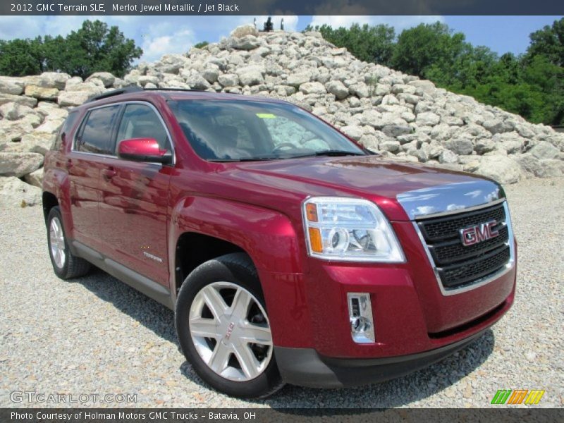 Front 3/4 View of 2012 Terrain SLE