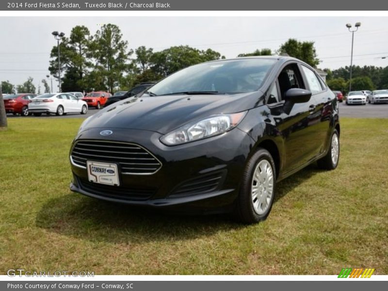 Tuxedo Black / Charcoal Black 2014 Ford Fiesta S Sedan